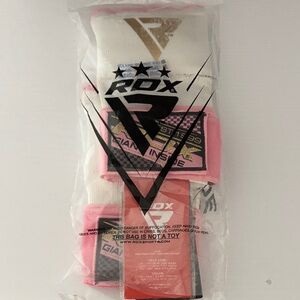 NWT RDX Inner Gel Padded With Wrist Strap Boxing Gloves